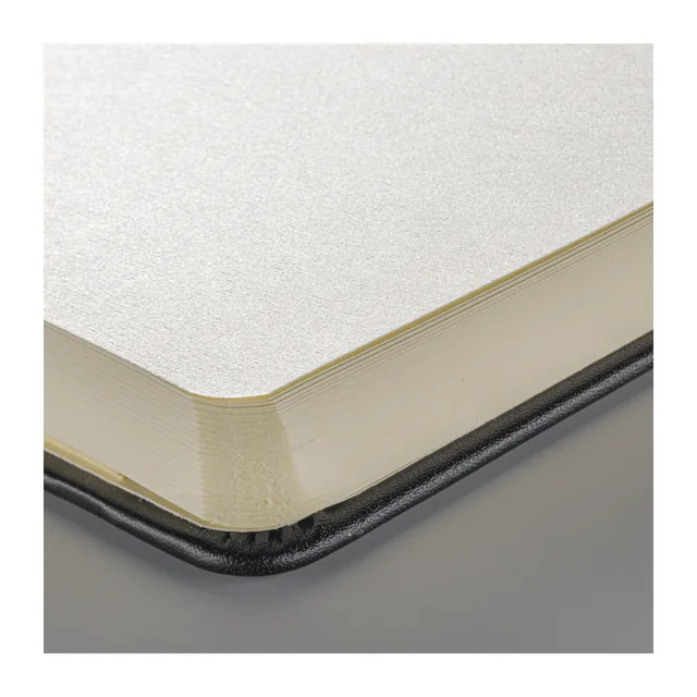 Schetsboek Sakura 80 witte vellen 120x120mm zwart