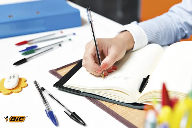 Balpen Bic Cristal M 10st assorti