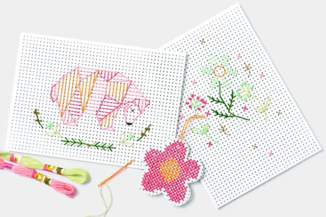 Borduurkaarten Folia 17.5 x x24.5cm 300gr 40v wit