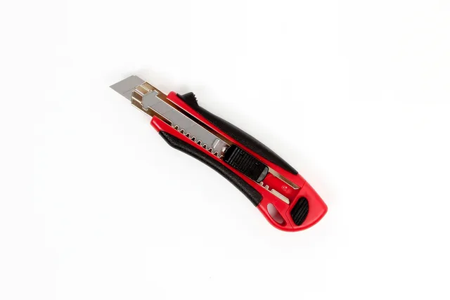Snijmes IEZZY 18mm kunststof ergonomische softgrip